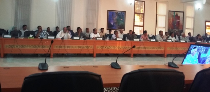 عامل اقليم الرحامنة السيد فريد شوراق يترأس لقاء تأطيريا مع وكلاء لوائح الأحزاب السياسية والمرشحين للإنتخابات البرلمانية لسابع اكتوبر 2016 . عامل اقليم الرحامنة السيد فريد شوراق يترأس لقاء تأطيريا مع وكلاء لوائح الأحزاب السياسية والمرشحين للإنتخابات البرلمانية لسابع اكتوبر 2016 .