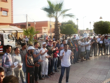 الحراك الشعبي لأبناء الرحامنة....لا للحكرة ،لا للتهميش ، لا للإقصاء، لا للقمع. الحراك الشعبي لأبناء الرحامنة....لا للحكرة ،لا للتهميش ، لا للإقصاء، لا للقمع.