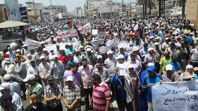 تضامنا مع حراك الريف، آلاف المغاربة في احتجاج نادر بالرباط تضامنا مع حراك الريف، آلاف المغاربة في احتجاج نادر بالرباط