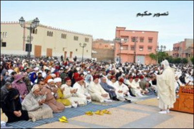 عامل اقليم الرحامنة يترأس وقائع صلاة الاستسقاء عامل اقليم الرحامنة يترأس وقائع صلاة الاستسقاء