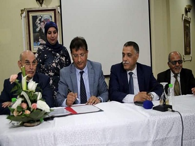 التعاضدية العامة للتربية الوطنية توقع أول اتفاقية جماعية في القطاع التعاضدي بالمغرب التعاضدية العامة للتربية الوطنية توقع أول اتفاقية جماعية في القطاع التعاضدي بالمغرب