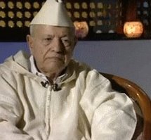 من محمد بنسعيد آيت يدر الى شباب حركة 20 فبراير من محمد بنسعيد آيت يدر الى شباب حركة 20 فبراير