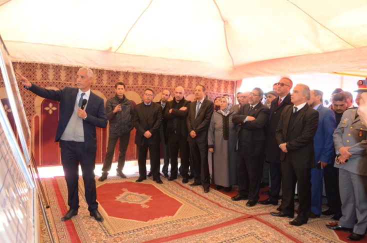 مشاريع تنموية بإقليم خريبكة فاقت 74.57 مليون درهم بمناسبة الاحتفال بعيد المسيرة مشاريع تنموية بإقليم خريبكة فاقت 74.57 مليون درهم بمناسبة الاحتفال بعيد المسيرة