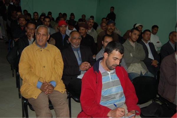 ندوة فكرية لحركة 20 فبراير بابن جرير ندوة فكرية لحركة 20 فبراير بابن جرير