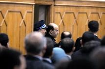 نيني في أول جلسة لمحاكمته ت شفيق عريش نيني في أول جلسة لمحاكمته ت شفيق عريش
