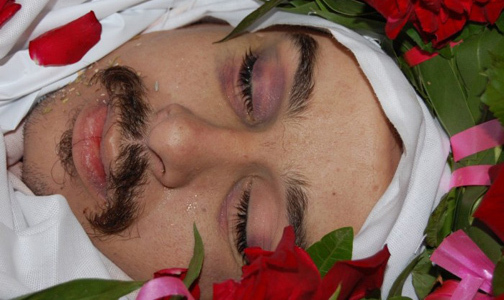 تشييع جثمان كمال عماري في موكب جنائزي مهيب تشييع جثمان كمال عماري في موكب جنائزي مهيب