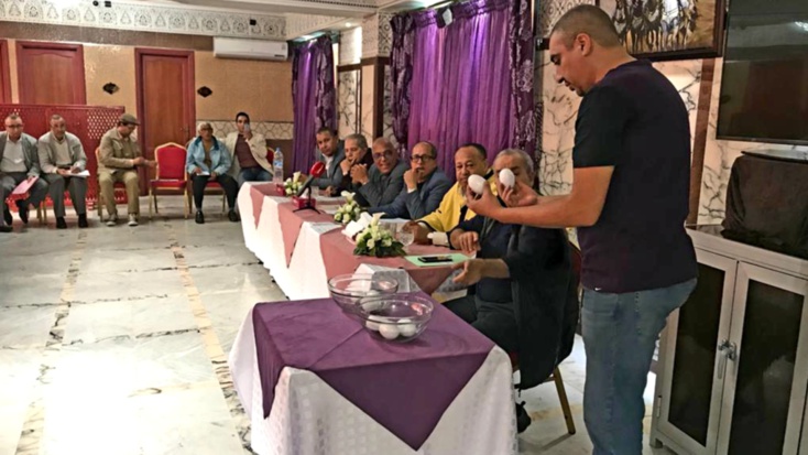 عصبة الجنوب لكرة القدم ...سحب قرعة مباريات السد للقسم الشرفي الاول موسم 2018/2019 عصبة الجنوب لكرة القدم ...سحب قرعة مباريات السد للقسم الشرفي الاول موسم 2018/2019