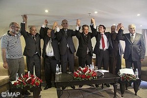 صحف. بصمة الهمة حاضرة في تحالف الأحزاب الثمانية والرميد يعتبره طبخة مخزنية جديدة وباحثون يسقطون أقنعة الدستور الجديد صحف. بصمة الهمة حاضرة في تحالف الأحزاب الثمانية والرميد يعتبره طبخة مخزنية جديدة وباحثون يسقطون أقنعة الدستور الجديد