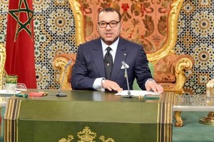 الملك محمّد السادس: إشراك الممثلين الحقيقيين لسكان الأقاليم الجنوبية في دينامية جادة كفيل بتفنيد مزاعم الذين ينصبون أنفسهم ممثلين حصريين لهم الملك محمّد السادس: إشراك الممثلين الحقيقيين لسكان الأقاليم الجنوبية في دينامية جادة كفيل بتفنيد مزاعم الذين ينصبون أنفسهم ممثلين حصريين لهم