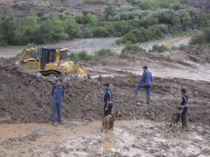 عملية انتشال جثث فاجعة إجوكاك بمنطقة توكالخير الجبلية بإقليم الحوز لازالت متواصلة عملية انتشال جثث فاجعة إجوكاك بمنطقة توكالخير الجبلية بإقليم الحوز لازالت متواصلة