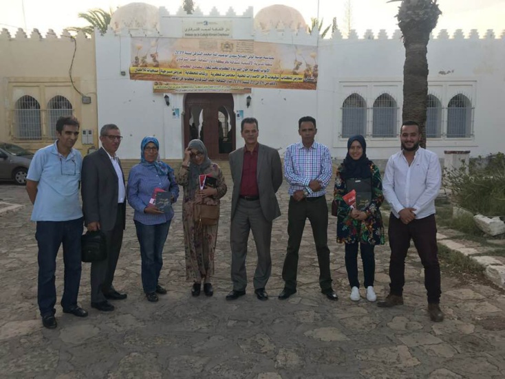 سعيد محتال وعبد الرحمان الوادي يوقعان "همسات قلب حائر" و "المجداف" بأبي الجعد سعيد محتال وعبد الرحمان الوادي يوقعان "همسات قلب حائر" و "المجداف" بأبي الجعد