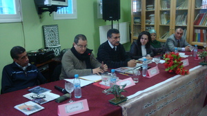 "سؤال الإبداع وإشكالية الحداثة" شعارا لجلسة إبداعية بثانوية أبي بكر الرازي بطنجة "سؤال الإبداع وإشكالية الحداثة" شعارا لجلسة إبداعية بثانوية أبي بكر الرازي بطنجة