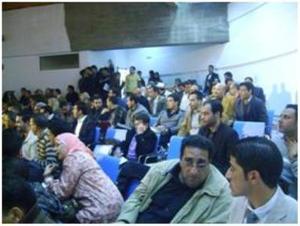 في اليوم الدراسي حول الصحافة الالكترونية المغربية في اليوم الدراسي حول الصحافة الالكترونية المغربية