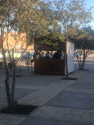 مدينة ابن جرير تئن من وطأة احتلال أرصفة الراجلين مدينة ابن جرير تئن من وطأة احتلال أرصفة الراجلين