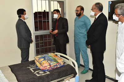 عامل اقليم الرحامنة يقوم بزيارة للمستشفى  الإقليمي بابن جرير.