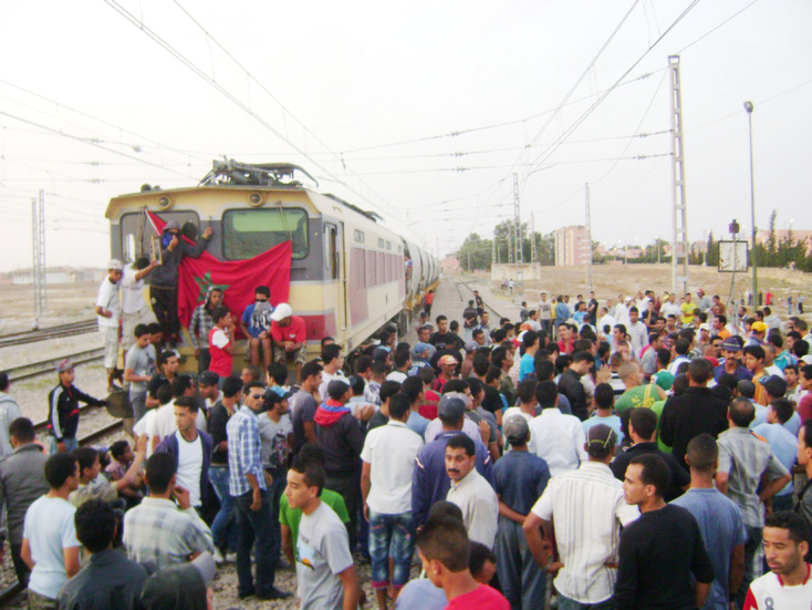 المجمع الشريف للفوسفاط....خيرات تستنزف...قلة في النعيم والباقي في الجحيم المجمع الشريف للفوسفاط....خيرات تستنزف...قلة في النعيم والباقي في الجحيم