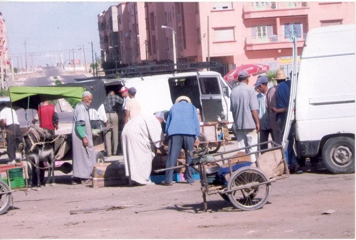 في شأن الاستجابة لمعايير الصحة و النظافة بابن جرير ... رئيس جمعية الانوار الرحمانية لبيع و تسويق الاسماك يرفع شكاية للمسؤولين في شأن الاستجابة لمعايير الصحة و النظافة بابن جرير ... رئيس جمعية الانوار الرحمانية لبيع و تسويق الاسماك يرفع شكاية للمسؤولين