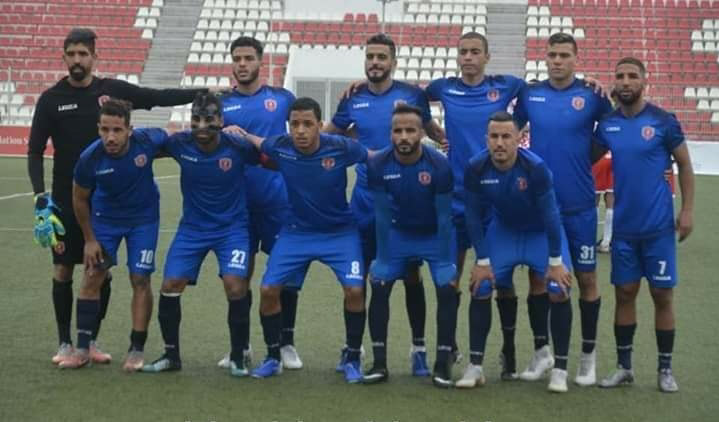 التحاليل المخبرية تؤكد إصابة 10 لاعبين من نادي شباب ابن جرير لكرة القدم من بينهم عضو بالمكتب المسير التحاليل المخبرية تؤكد إصابة 10 لاعبين من نادي شباب ابن جرير لكرة القدم من بينهم عضو بالمكتب المسير