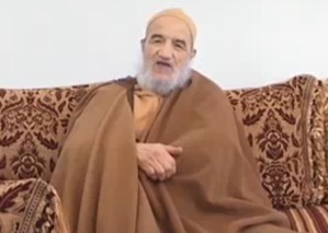 عبد السلام ياسين زعيم ومؤسس "العدل والاحسان" في ذمة الله عبد السلام ياسين زعيم ومؤسس "العدل والاحسان" في ذمة الله