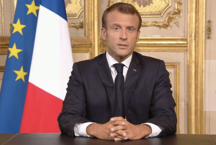 ماكرون: أتفهم مشاعر المسلمين و لا أتبنى الرسوم الكاريكاتيرية المسيئة ماكرون: أتفهم مشاعر المسلمين و لا أتبنى الرسوم الكاريكاتيرية المسيئة