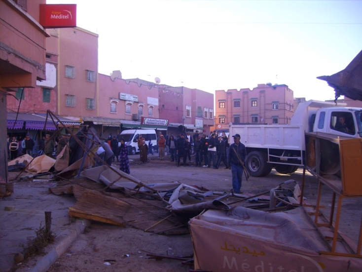 السلطات تحرر شارع الامير مولاى عبد الله بابن جرير من الفراشة  والباعة المتجولين والبقية تاتى ... السلطات تحرر شارع الامير مولاى عبد الله بابن جرير من الفراشة  والباعة المتجولين والبقية تاتى ...