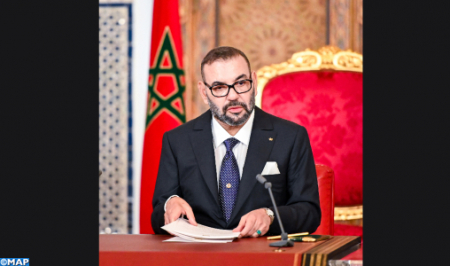 جلالة الملك يوجه خطابا إلى الأمة بمناسبة عيد العرش المجيد جلالة الملك يوجه خطابا إلى الأمة بمناسبة عيد العرش المجيد