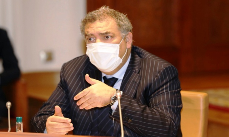 لفتيت يدعو رؤساء الجماعات الجدد إلى “تزيار السمطة” والتقشف في صرف النفقات لفتيت يدعو رؤساء الجماعات الجدد إلى “تزيار السمطة” والتقشف في صرف النفقات