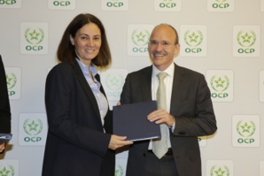 توقيع إتفاقية قرض بين مجموعة OCP و البنك الألماني KfW توقيع إتفاقية قرض بين مجموعة OCP و البنك الألماني KfW