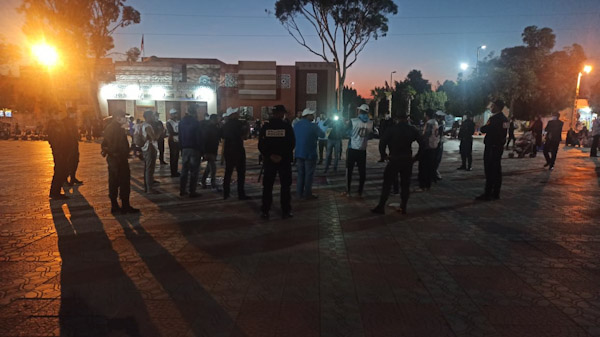 في وقفة احتجاجية....المعطلون بابن جرير صدحت حناجرهم بشعارات منددة بتجاهل المسؤولين لمطلبهم في الشغل ومحاولات كسر إرادتهم في وقفة احتجاجية....المعطلون بابن جرير صدحت حناجرهم بشعارات منددة بتجاهل المسؤولين لمطلبهم في الشغل ومحاولات كسر إرادتهم
