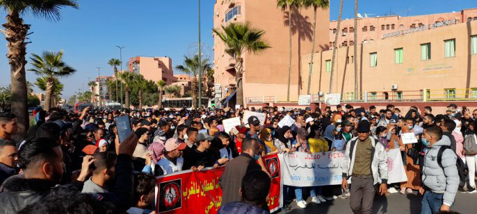 احتجاجات عارمة بمراكش للطلبة والمعطلين تنديدا بقرار وزير التربية الوطنية الجائر