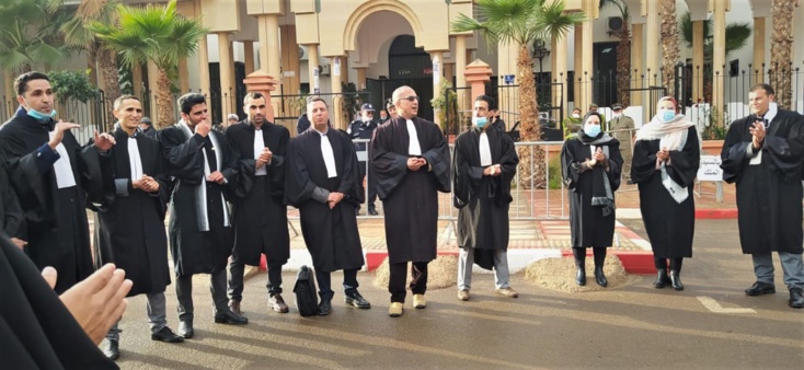 المحامون... احتجاجات متجددة بكل محاكم المملكة المحامون... احتجاجات متجددة بكل محاكم المملكة