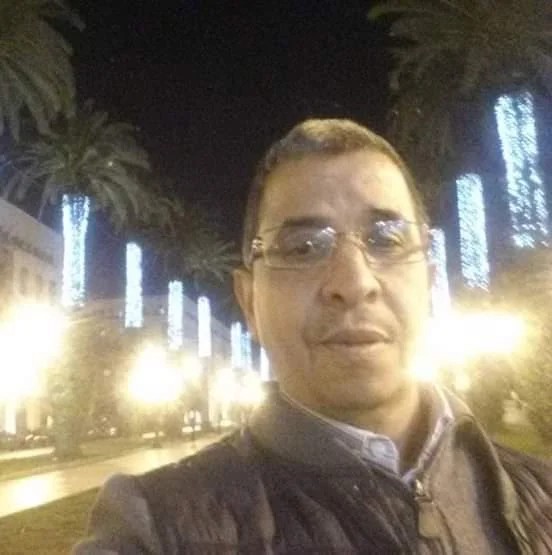 الإعلامي ادريس فرحان ناشر وناقل للحقائق عن الفساد الإداري ببلاد المهجر.....هذا منطق الأشياء...! الإعلامي ادريس فرحان ناشر وناقل للحقائق عن الفساد الإداري ببلاد المهجر.....هذا منطق الأشياء...!