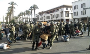 تدخل أخر قوي و إعتقالات جديدة في حق الأساتذة المحتجين بالرباط تدخل أخر قوي و إعتقالات جديدة في حق الأساتذة المحتجين بالرباط