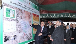 جلالة الملك بقلعة السراغنة .. مشاريع اجتماعية وبيئية تستجيب لانتظارات الساكنة المحلية جلالة الملك بقلعة السراغنة .. مشاريع اجتماعية وبيئية تستجيب لانتظارات الساكنة المحلية