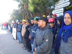 عمال سميسى بابن جرير يحولون نضالاتهم نحو ادارة الفوسفاط بالبيضاء عمال سميسى بابن جرير يحولون نضالاتهم نحو ادارة الفوسفاط بالبيضاء