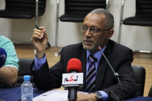 الساسي: الانتخابات في المغرب موجودة لإخفاء السيادة الملكية والأحزاب الإدارية تمارس التدبير بالوصاية الفوقية الساسي: الانتخابات في المغرب موجودة لإخفاء السيادة الملكية والأحزاب الإدارية تمارس التدبير بالوصاية الفوقية