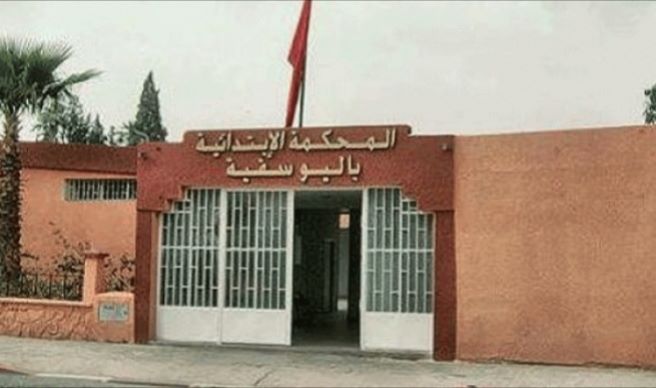 اليـوسفية : الإدانة بالحبس النافذ من اجل   تزوير وثائق لقاصر في حالة حمل اليـوسفية : الإدانة بالحبس النافذ من اجل   تزوير وثائق لقاصر في حالة حمل
