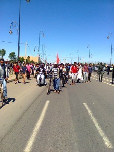 مسيرة احتجاجية في اتجاه عمالة قلعة السراغنة إثر وفاة غامضة لتلميذة بدار الطالبة بالعامرية