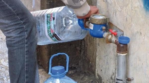 تحديد فترات التزود بات واردا.. أزمة نقص المياه تحرك وزارة الداخلية و"لفتيت" يصدر تعليمات صارمة للولاة والعمال تحديد فترات التزود بات واردا.. أزمة نقص المياه تحرك وزارة الداخلية و"لفتيت" يصدر تعليمات صارمة للولاة والعمال