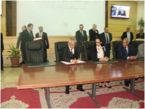 المجلس الإداري السادس للوكالة الحضرية لقلعة السراغنة حصيلة عمل ايجابية خلال سنة 2013 برنامج عمل طموح لسنتي 2014-2015 المجلس الإداري السادس للوكالة الحضرية لقلعة السراغنة حصيلة عمل ايجابية خلال سنة 2013 برنامج عمل طموح لسنتي 2014-2015