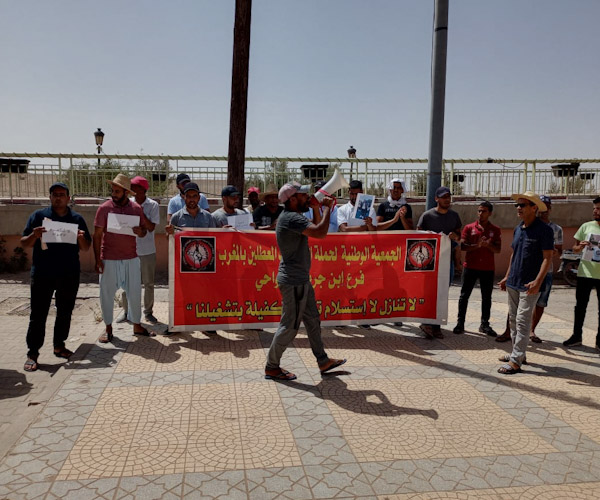 الإضراب عن الطعام سلاح المعطلين المعتقلين بابن جرير الإضراب عن الطعام سلاح المعطلين المعتقلين بابن جرير