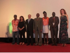 افتتاح الدورة السابعة عشرة لمهرجان السينما الإفريقية بخريبكة نورالدين الصايل رئيس مؤسسة المهرجان :" الشعب الذي ينتج الأفلام هو الشعب الذي ينتج الديمقراطية" افتتاح الدورة السابعة عشرة لمهرجان السينما الإفريقية بخريبكة نورالدين الصايل رئيس مؤسسة المهرجان :" الشعب الذي ينتج الأفلام هو الشعب الذي ينتج الديمقراطية"