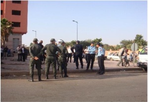 السلطات ترفع الاحتلال عن الملك العمومي السلطات ترفع الاحتلال عن الملك العمومي