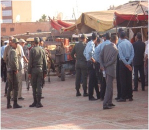 السلطات ترفع الاحتلال عن الملك العمومي السلطات ترفع الاحتلال عن الملك العمومي