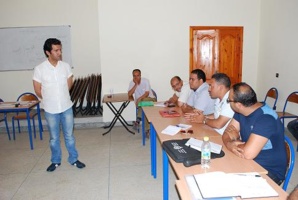 في اليوم الثاني من الدورة التكوينية للصحافة بابن جرير ورشات تكوينية حول صحافة التحقيق و الروبورطاج في اليوم الثاني من الدورة التكوينية للصحافة بابن جرير ورشات تكوينية حول صحافة التحقيق و الروبورطاج