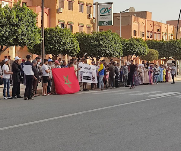 الوفاة الغامضة ل"ياسين الشبلي"تشعل احتجاجات الساكنة في يومها الرابع بابن جرير.... الوفاة الغامضة ل"ياسين الشبلي"تشعل احتجاجات الساكنة في يومها الرابع بابن جرير....