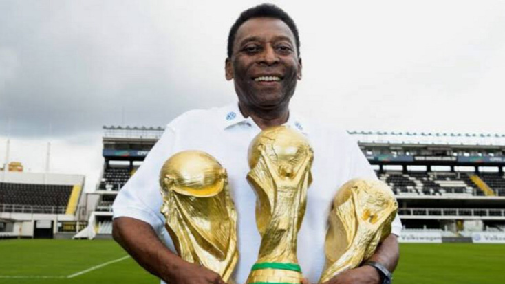 وفاة أسطورة كرة القدم بيليه عن 82 عاما وفاة أسطورة كرة القدم بيليه عن 82 عاما