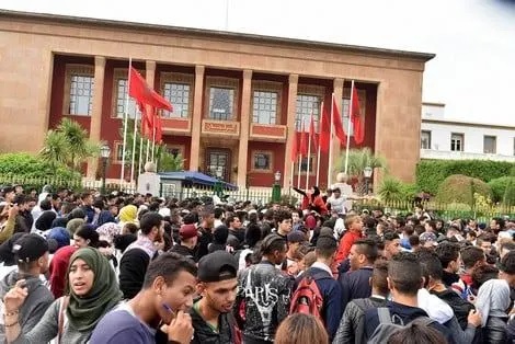 مصادقة البرلمان على خصخصة الكهرماء  يدفع “الجبهة الاجتماعية” للاحتجاج أمميا مصادقة البرلمان على خصخصة الكهرماء  يدفع “الجبهة الاجتماعية” للاحتجاج أمميا