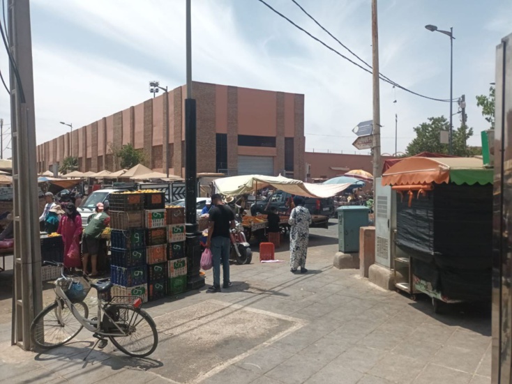 باشا المدينة...انتقائية وعشوائية في تحرير الملك العمومي بابن جرير...! باشا المدينة...انتقائية وعشوائية في تحرير الملك العمومي بابن جرير...!
