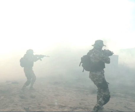 إثنان من مجاهدي القسام إثنان من مجاهدي القسام